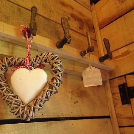 La Cabane Du Cerf Et Son Sauna Attre Exteriér fotografie