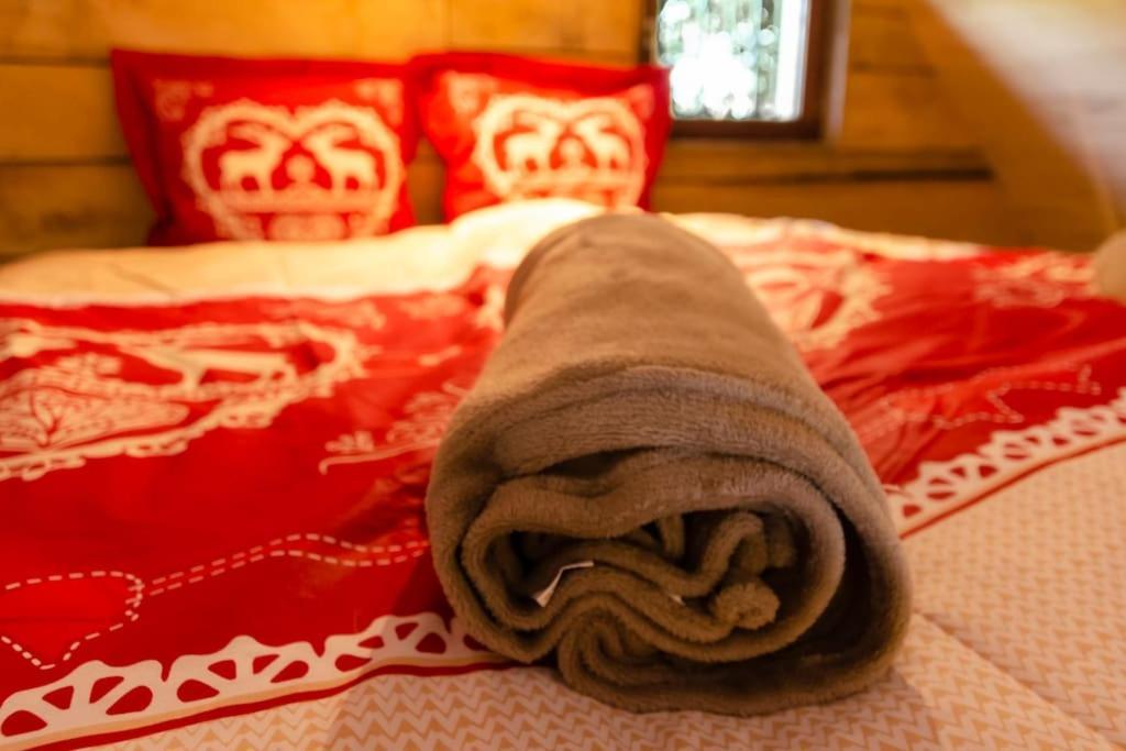 La Cabane Du Cerf Et Son Sauna Attre Exteriér fotografie