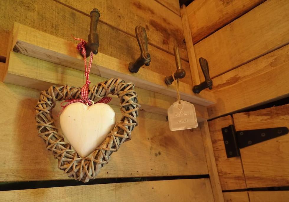 La Cabane Du Cerf Et Son Sauna Attre Exteriér fotografie